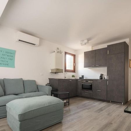 Bright Apartment On Venetian Roofs R&R 외부 사진