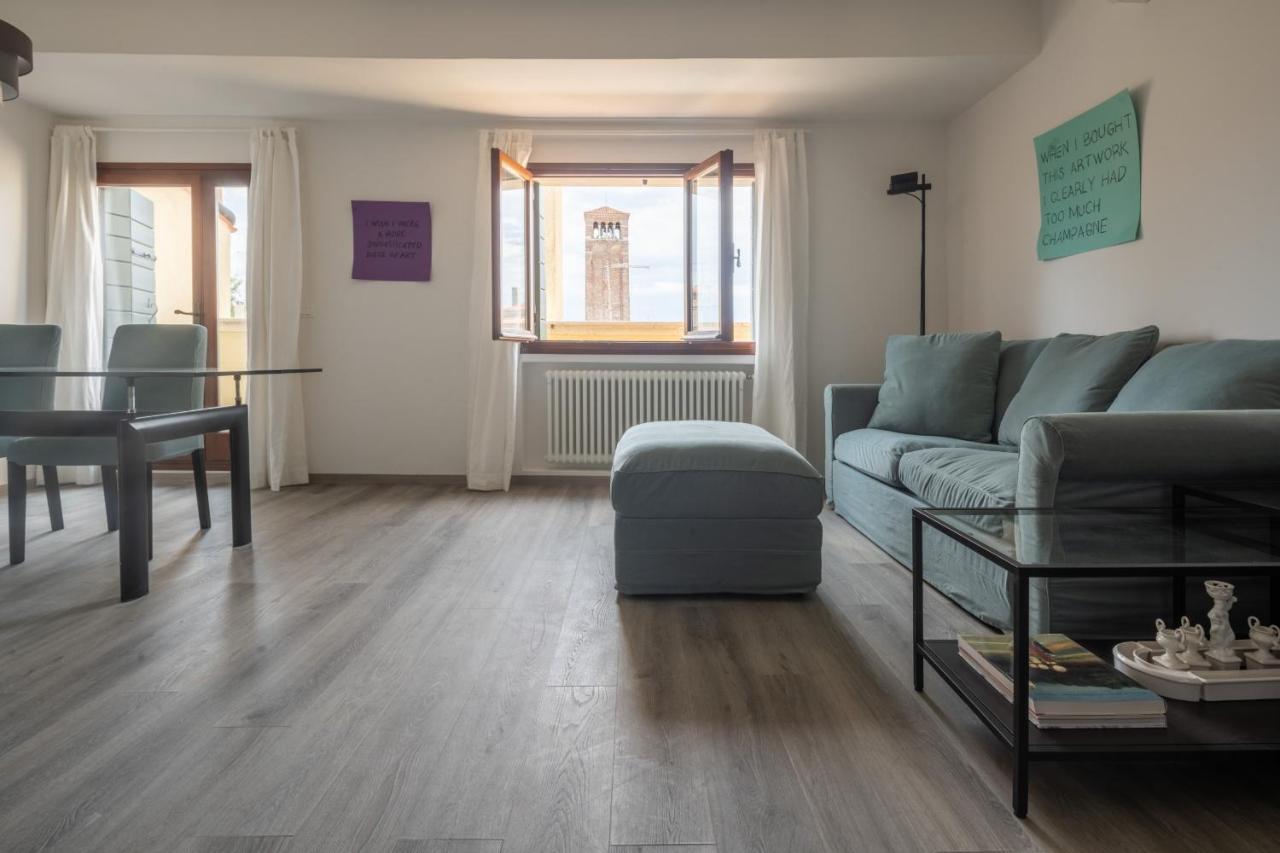 Bright Apartment On Venetian Roofs R&R 외부 사진